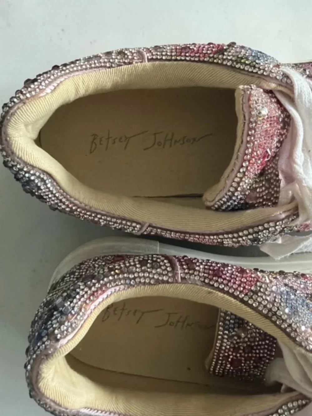 Betsey Johnson Sidny Rhinestone Sneakers Pink Floral Size 6.5